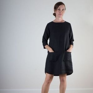 Pyne & Smith Model No. 20 Black Linen Shift Dress
